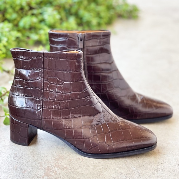 via spiga vinson bootie